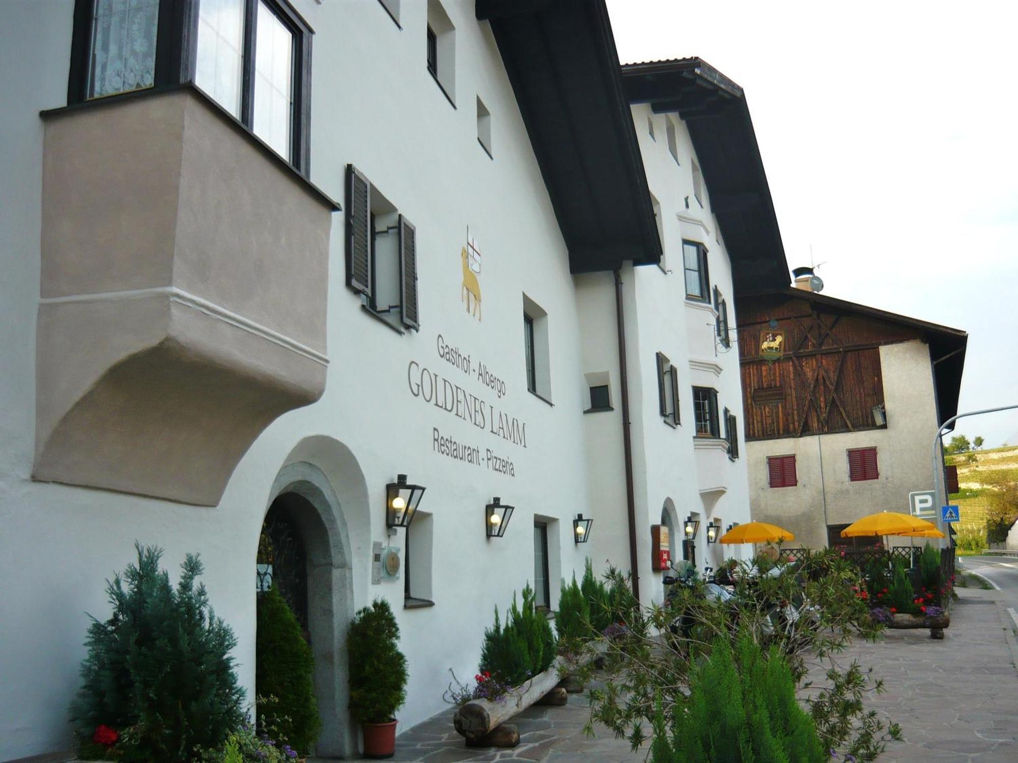 Hotel Gasthof Goldenes Lamm Vahrn Zewnętrze zdjęcie