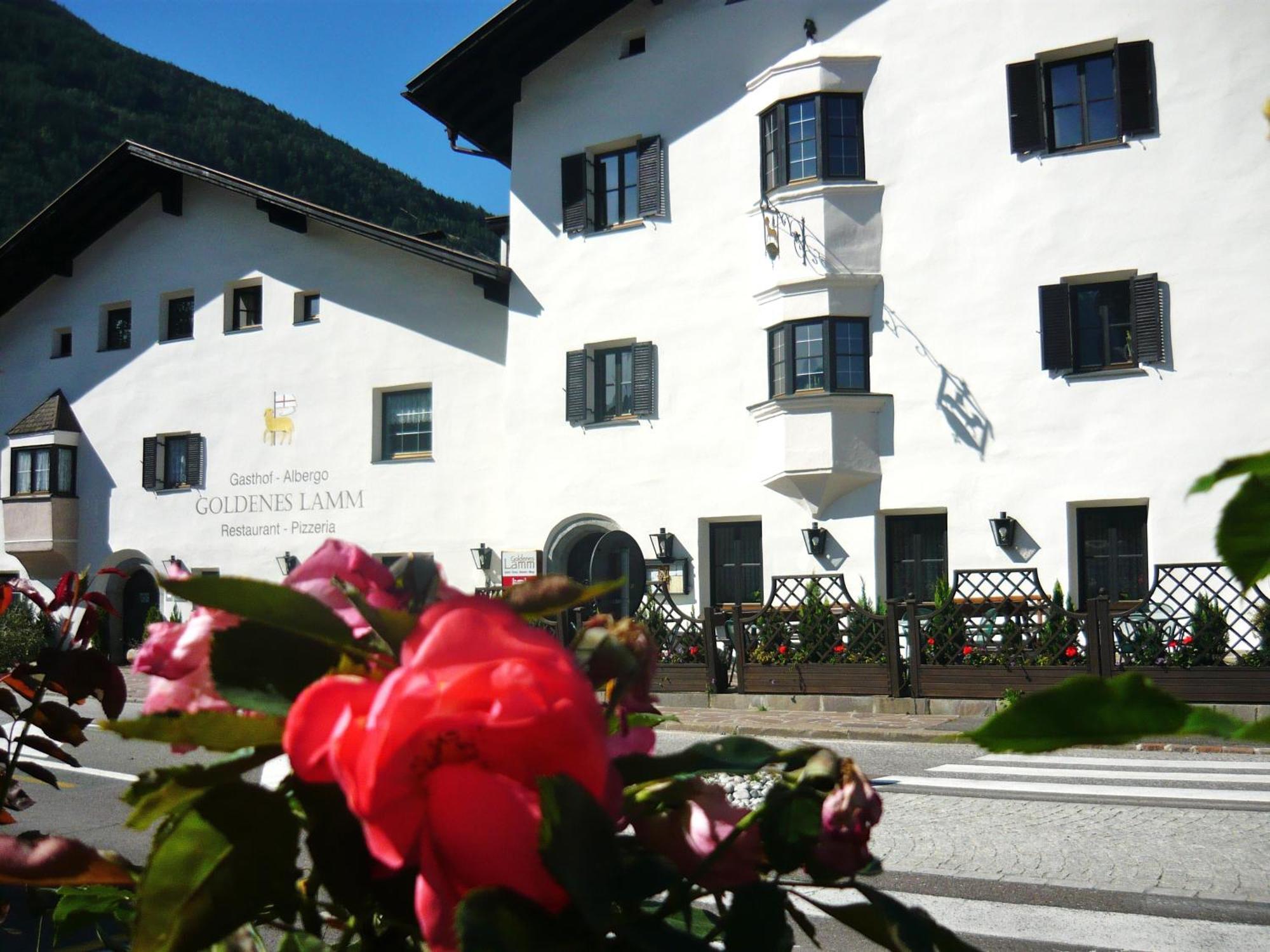 Hotel Gasthof Goldenes Lamm Vahrn Zewnętrze zdjęcie