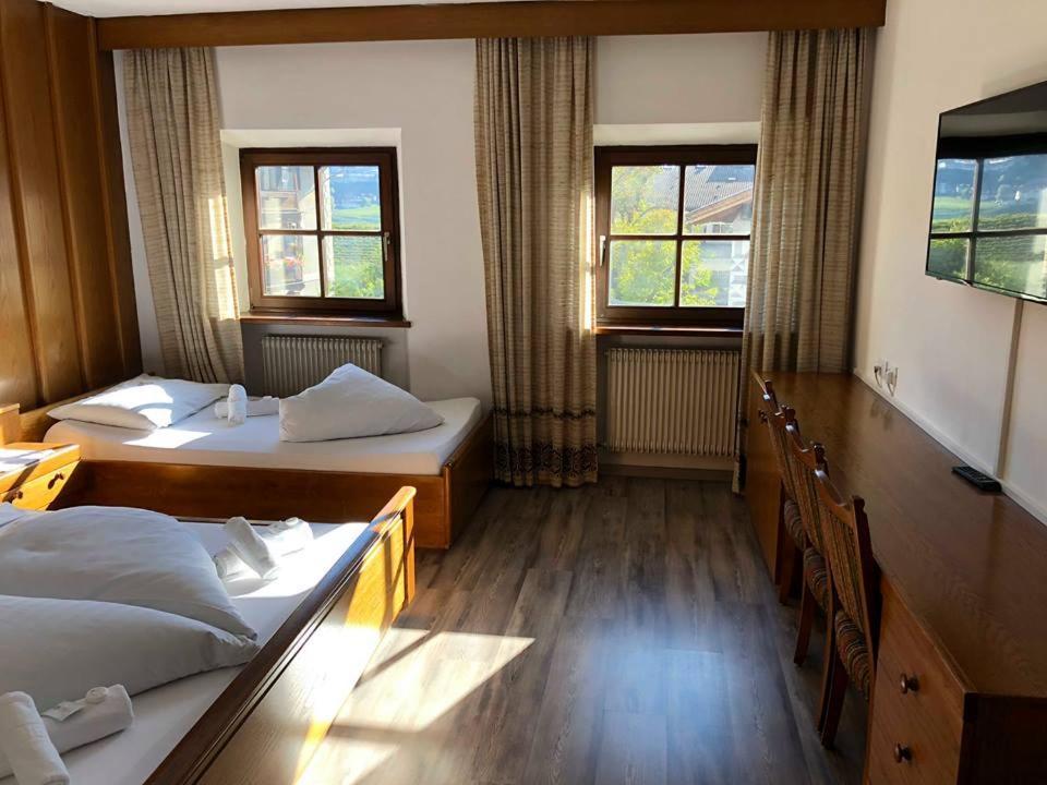 Hotel Gasthof Goldenes Lamm Vahrn Zewnętrze zdjęcie